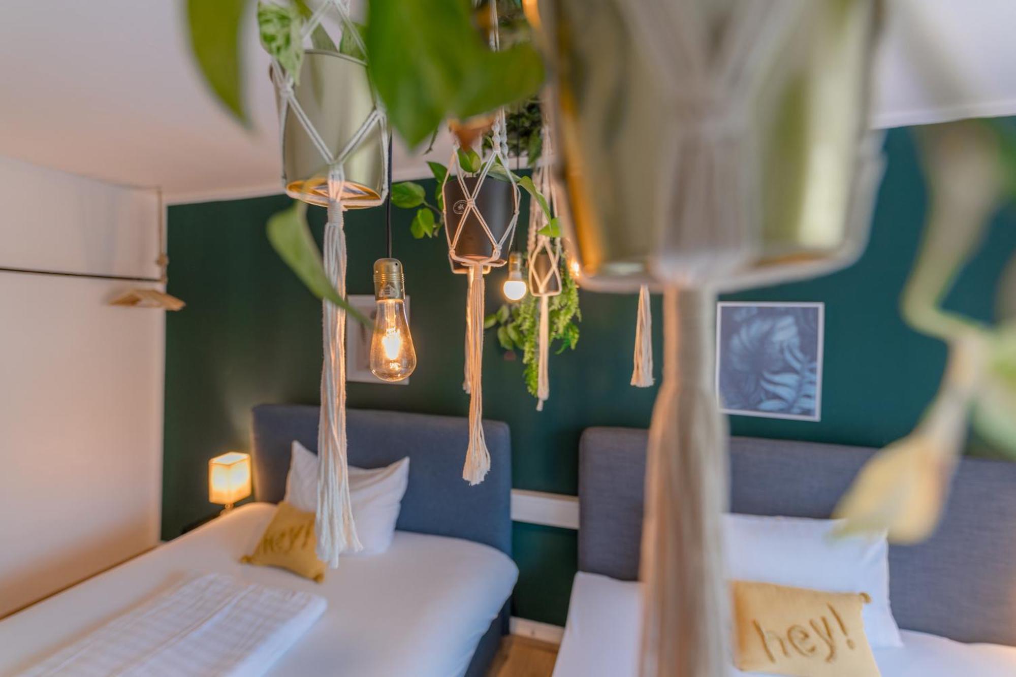 Stay Awesome - Urban Jungle Apartment Zentral, Wilhelmshoehe Kassel Ngoại thất bức ảnh